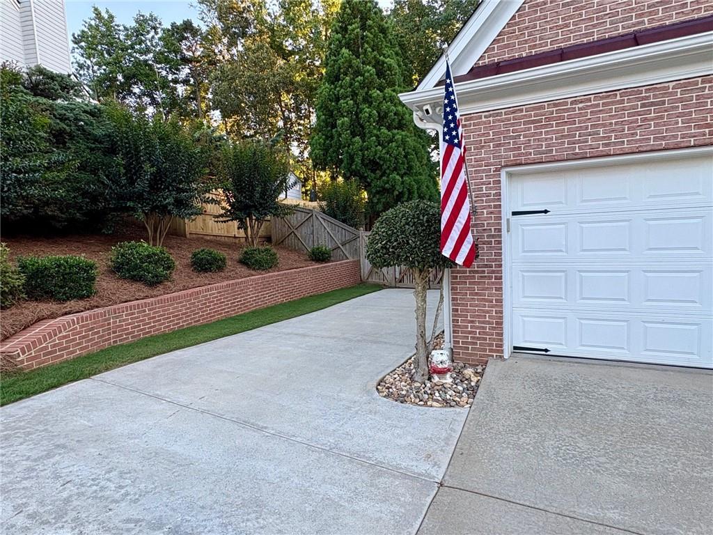 HERITAGE CREST - Residential