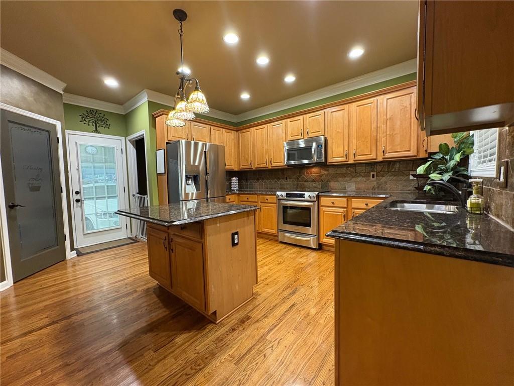 HERITAGE CREST - Residential