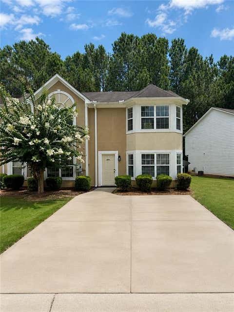 Townhouse For Rent - 3001 Fields Drive<br/> Lithonia, GA 30038