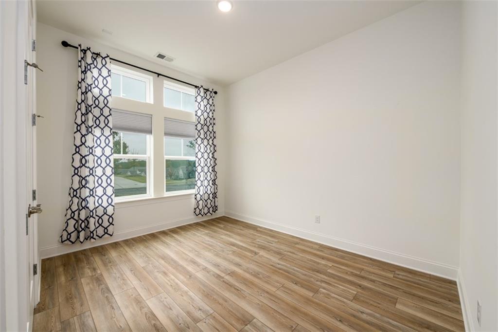6821 Bungalow Road, Flowery Branch, Georgia image 23
