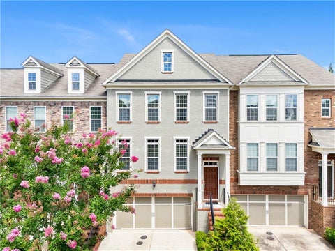 Townhouse For Sale - 1506 Woodbridge Way<br/> Atlanta, GA 30329