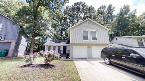 Photo of 1169 Oaks Place, Stone Mountain, GA 30083 (MLS # 7601215)