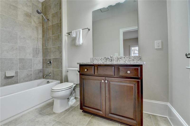 4892 Kentwood Drive, Marietta, Georgia image 29