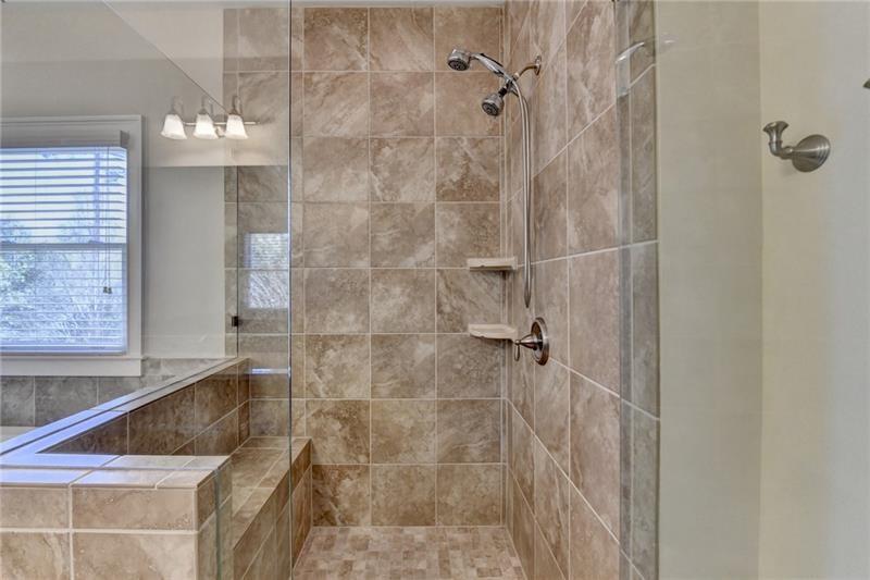 4892 Kentwood Drive, Marietta, Georgia image 21