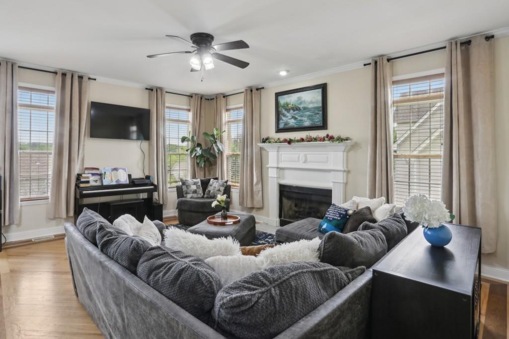 1221 Fountain Head Court