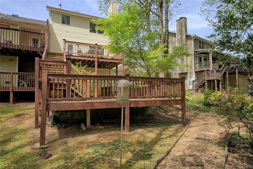 1914 Cooper Landing Drive SE