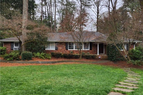 Homes For Rent - 376 Cochran Drive<br/> Atlanta, GA 30327