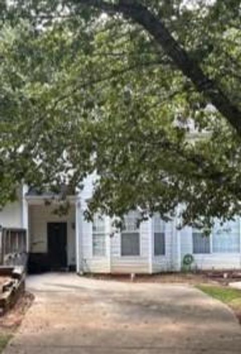 6710 Sunset Hills Boulevard Rex GA 30273