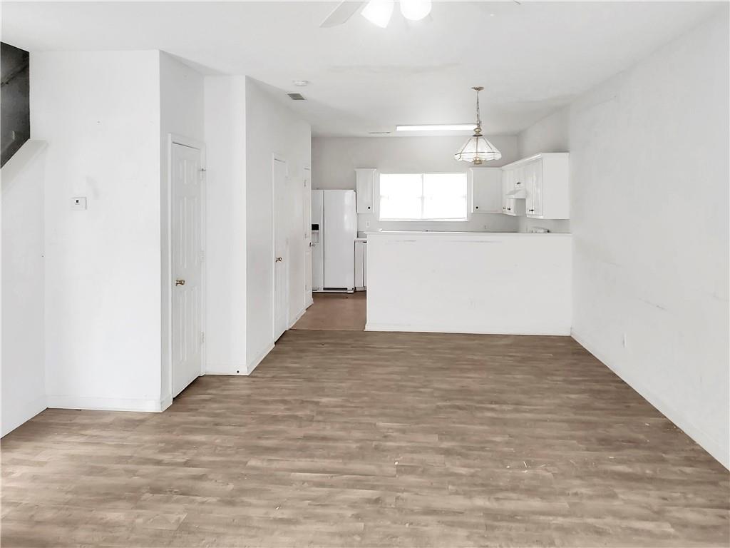 6710 Sunset Hills Boulevard