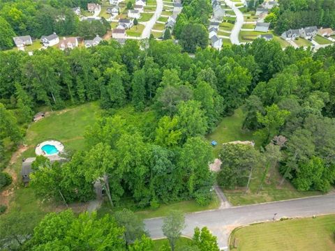Vacant Land For Sale - 6990 Oak Leaf Drive<br/> Fairburn, GA 30213