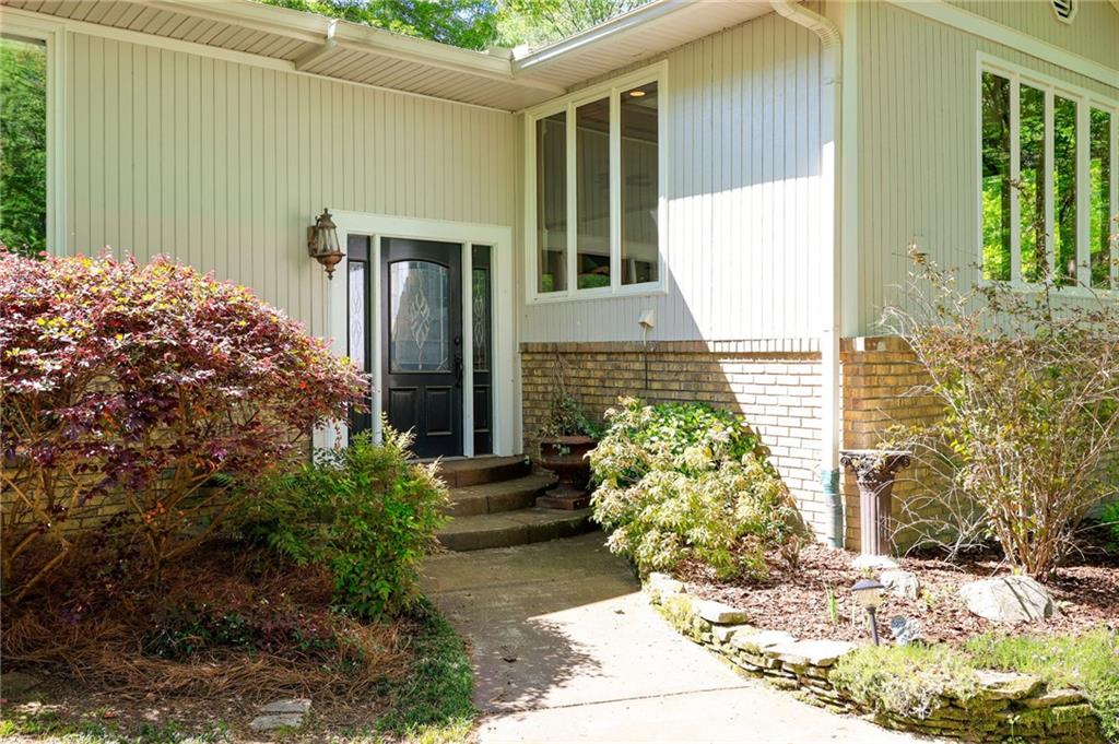 8277 Buchanan Highway - Photo 3