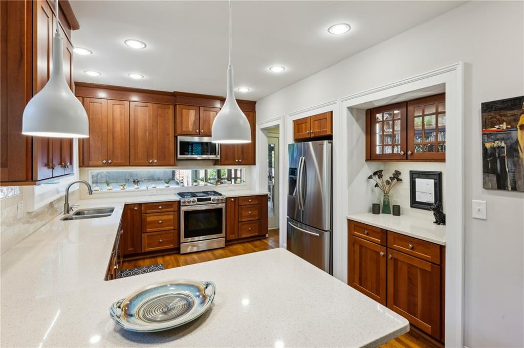 608 Sherwood Road, Atlanta, Georgia image 18