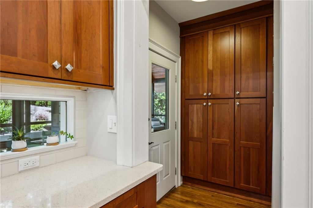 608 Sherwood Road, Atlanta, Georgia image 22
