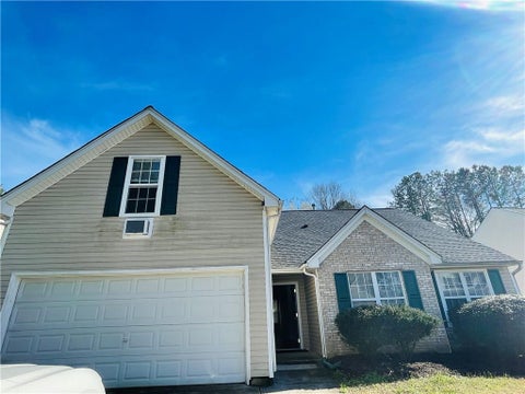 Apartment For Sale - 3142 Sentinel Circle<br/> Lawrenceville, GA 30043