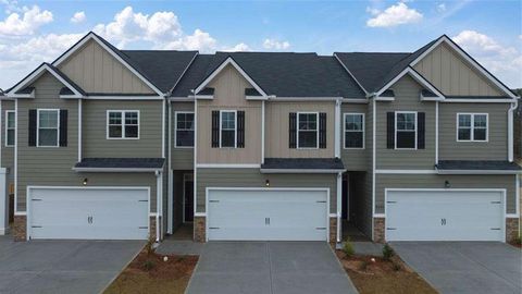 Townhouse in Loganville GA 2718 Honey Locust Court.jpg