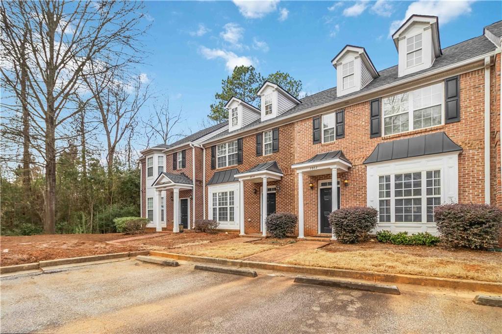 3864 Guilderoy Lane 3