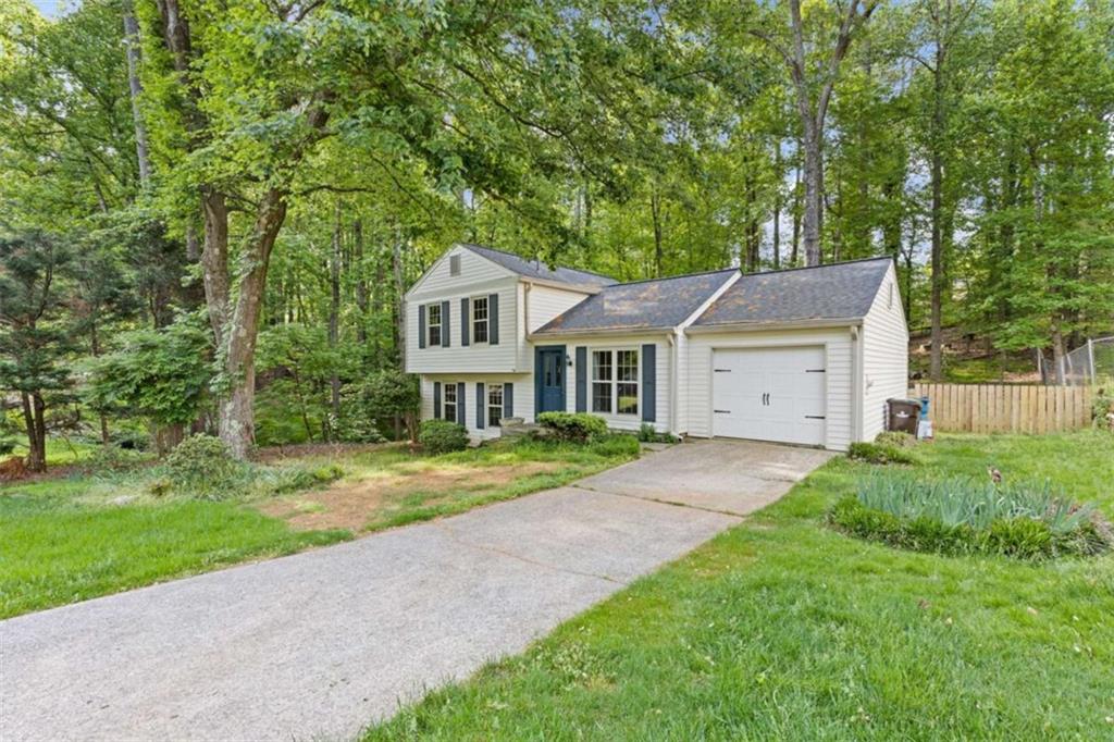 3115 Glen Knolls Court