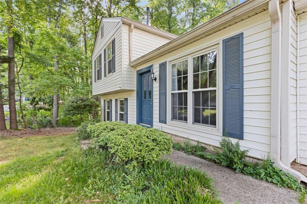 3115 Glen Knolls Court