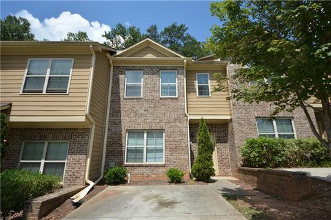 Homes For Sale - 3015 Bonnes Drive<br/> Lithonia, GA 30038