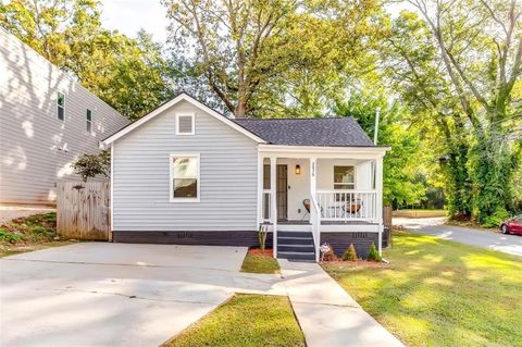 2876 Randall Street East Point GA 30344
