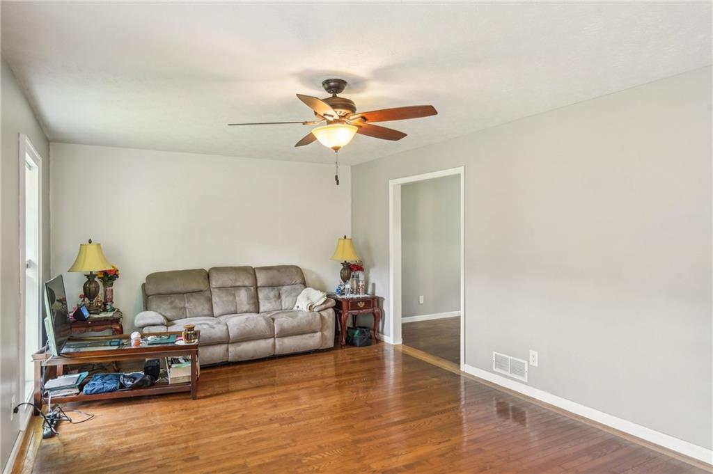 2201 Colonial Oak Way, Stone Mountain, Georgia image 21