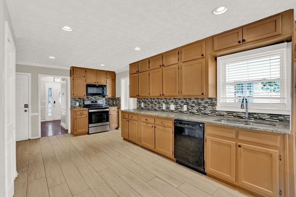 1892 Rockbrook Court