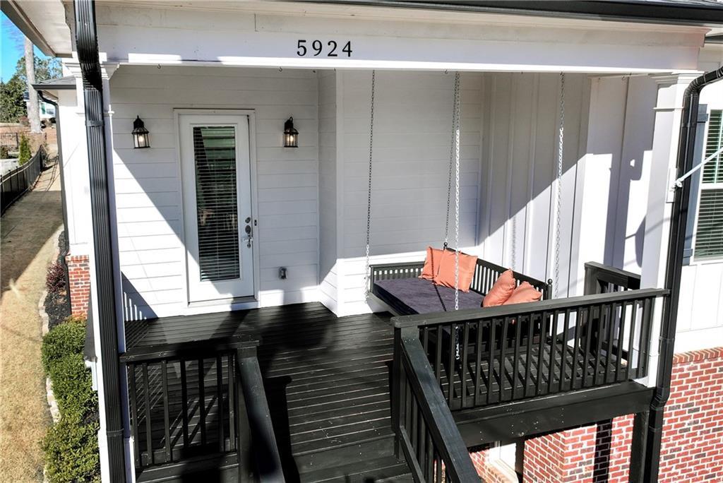 5924 Mitchell Street, Flowery Branch, Georgia image 7