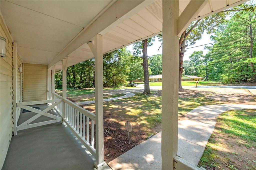 355 Santa Fe Trail