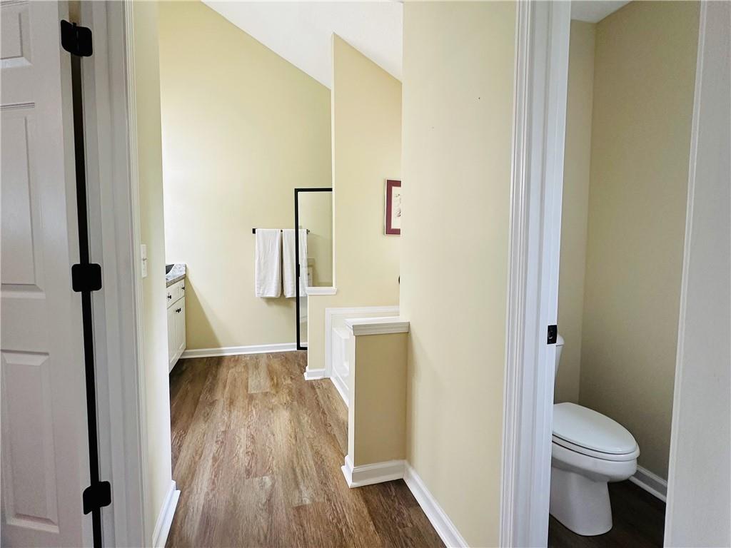 6940 Treeline Drive, Cumming, Georgia image 32