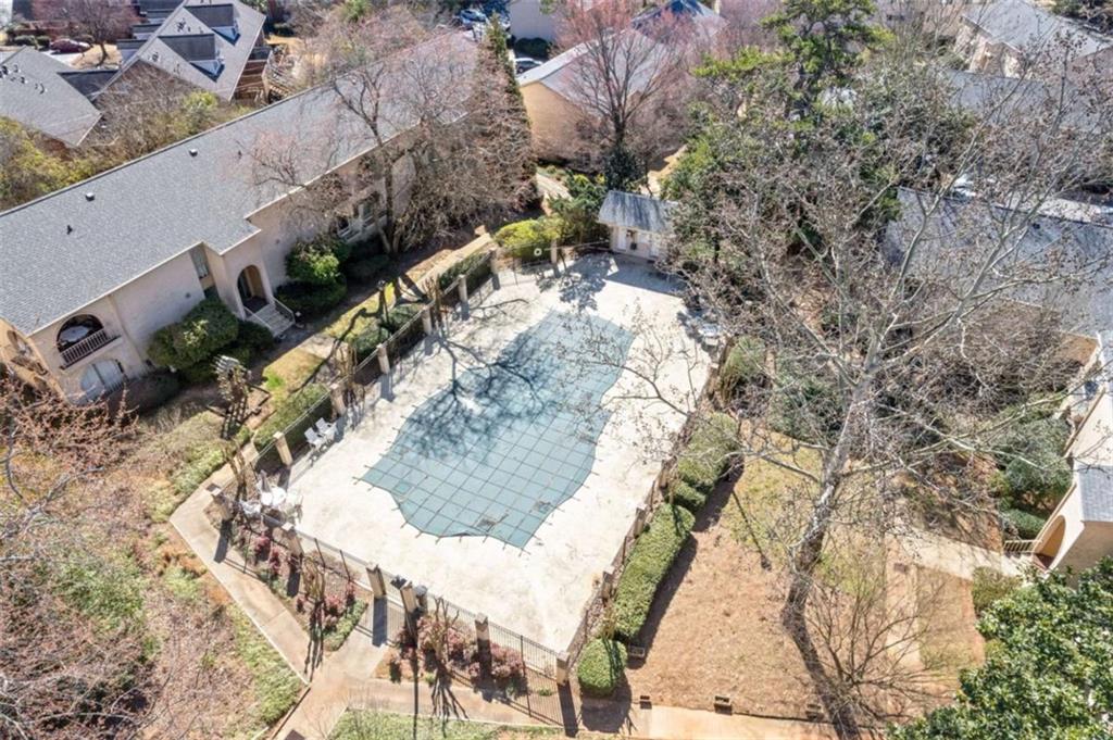 Henderson Mill - Residential