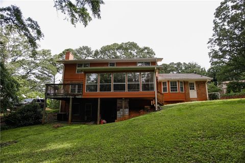 A home in Lilburn