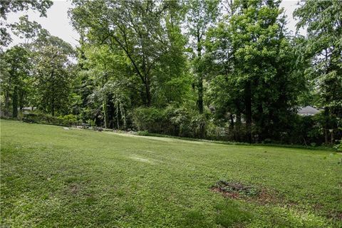 A home in Lilburn