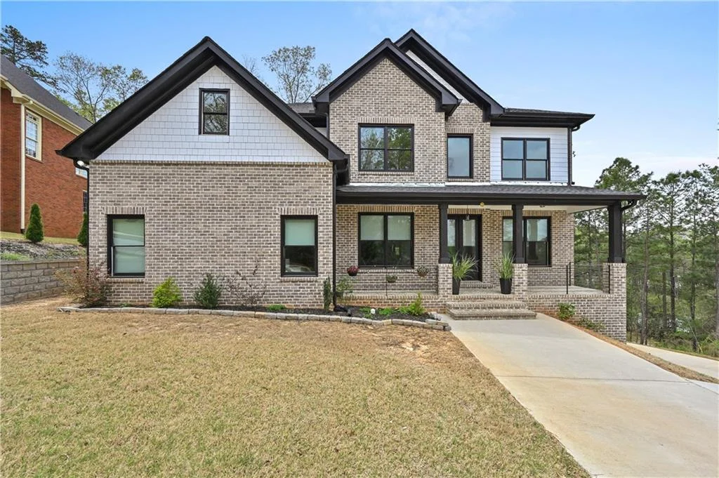 5610 Bent Grass Way