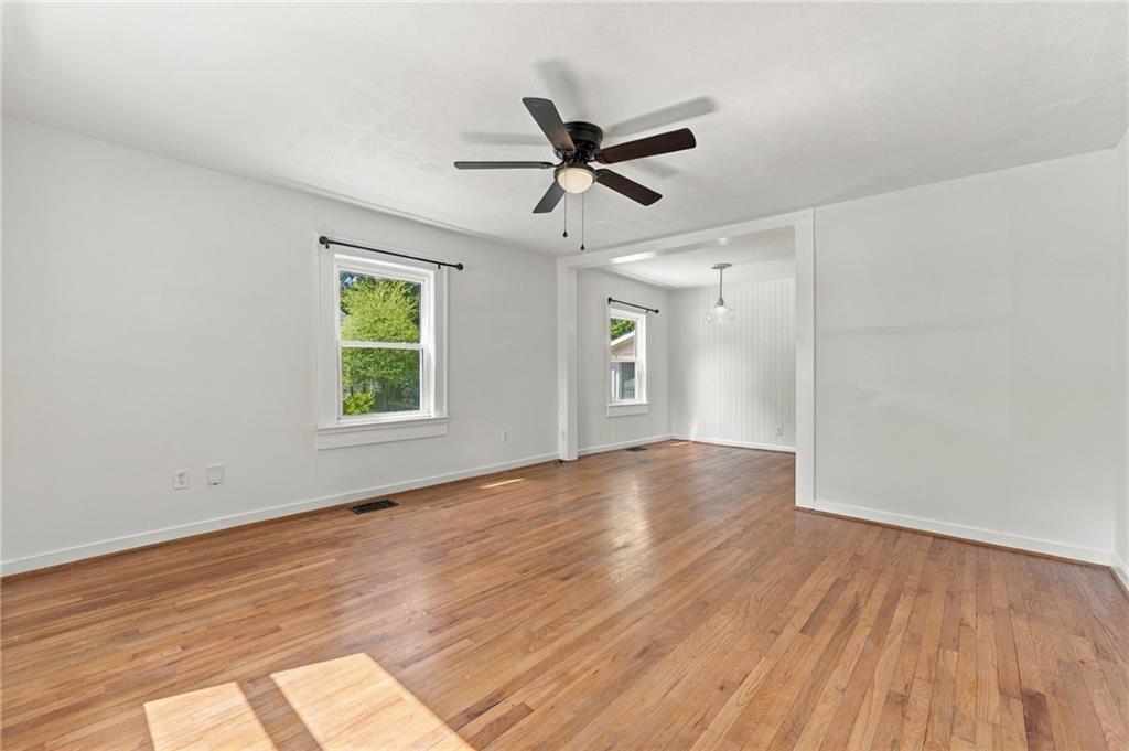 1666 May Avenue SE