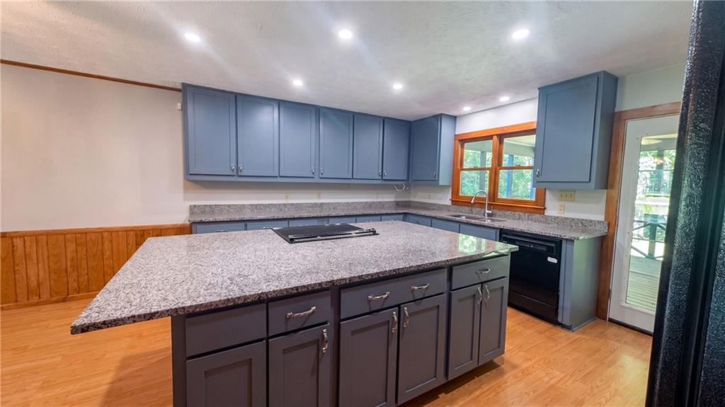 100 Joshua Place