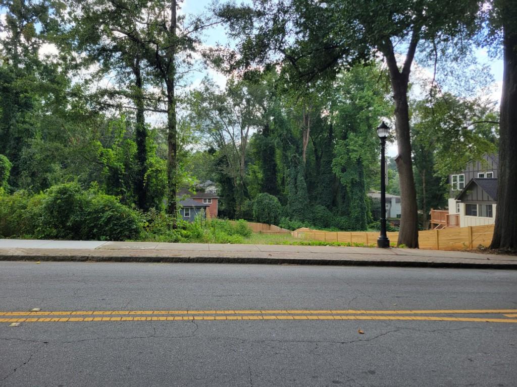 Good opportunity to build in NW Atlanta. Level 67 x 99 rectangular lot with great topography. Zoned R4. Clear and ready for your building plans. Easy access to downtown, west side attractions, I-285, I-20, and Atlanta airport. No survey available. Buyers should research and confirm zoning details.