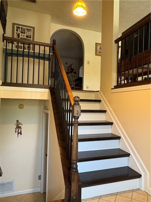 5529 Willow Brook Drive