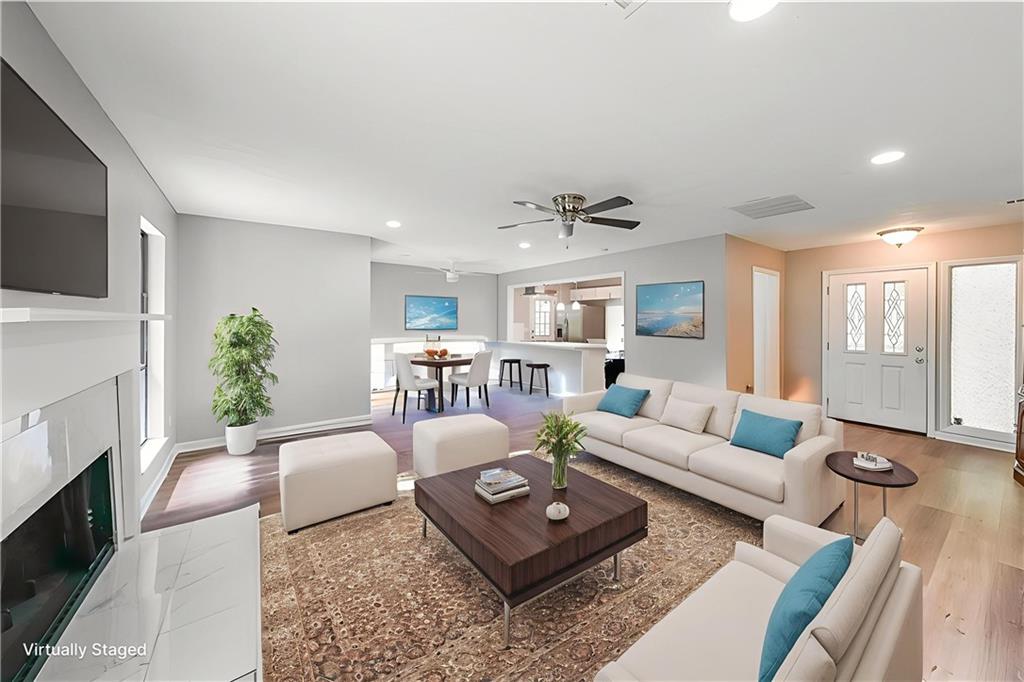1192 Sandalwood Drive