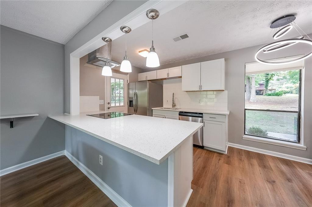 1192 Sandalwood Drive