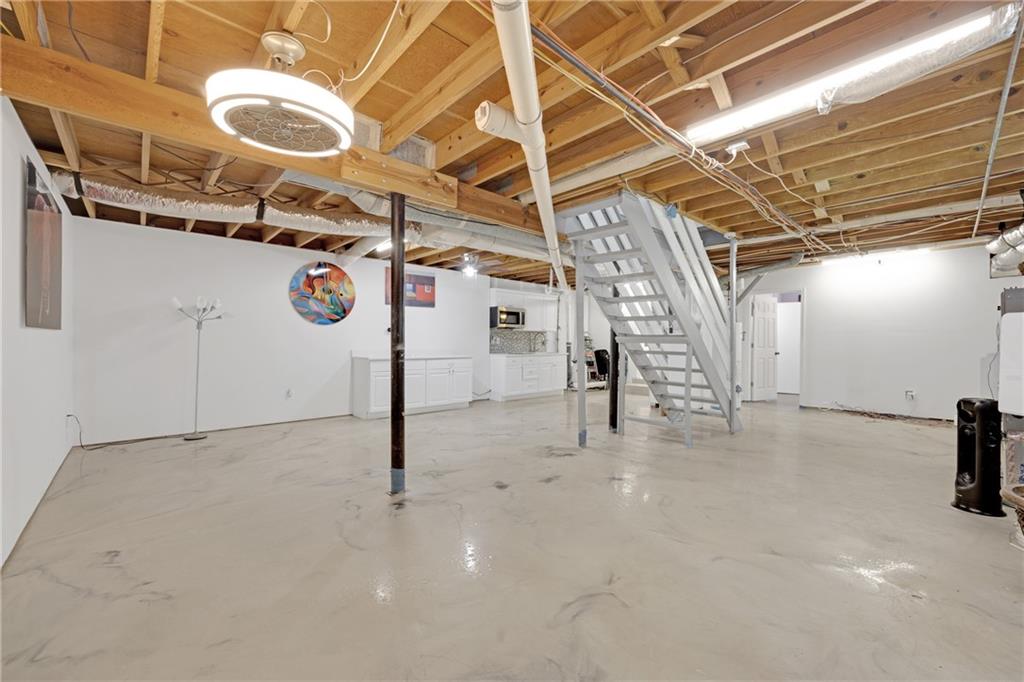 Frontier Trails - Residential Lease