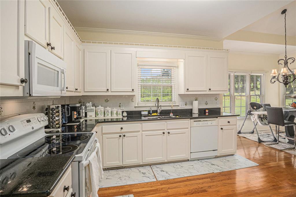 1644 Beaver Creek Lane, Snellville, Georgia image 14