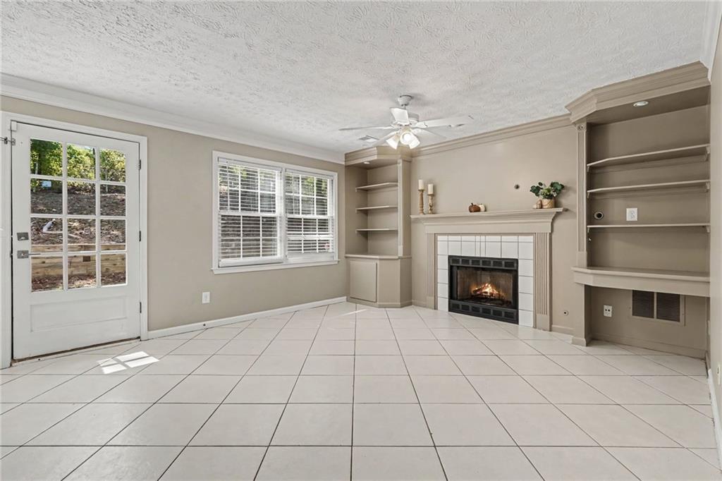3155 Haverhill Rowe