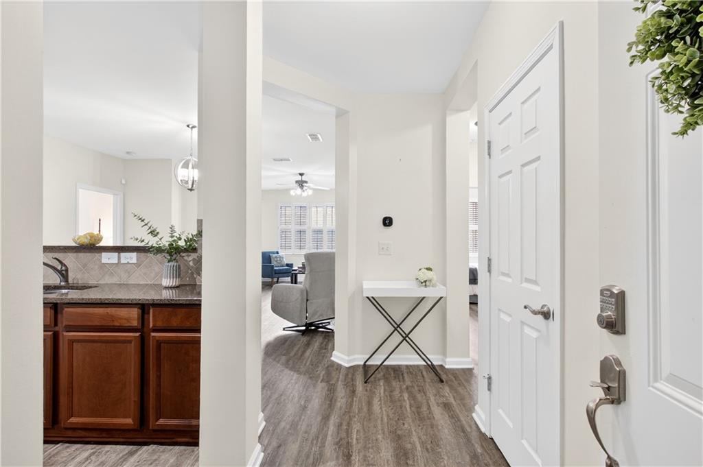 4805 W Village Way SE 1105