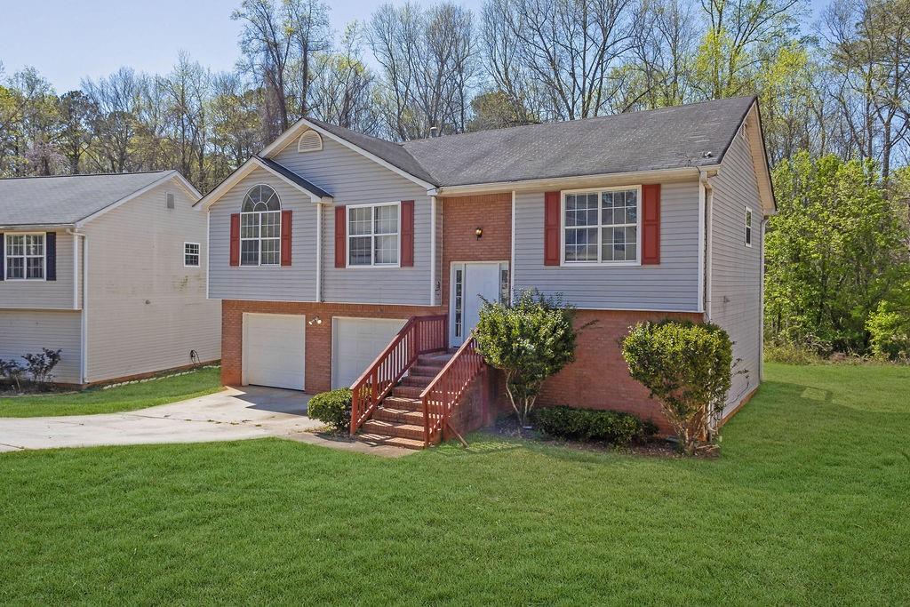 3021 Hampton Club Way, Lithonia, Georgia image 3