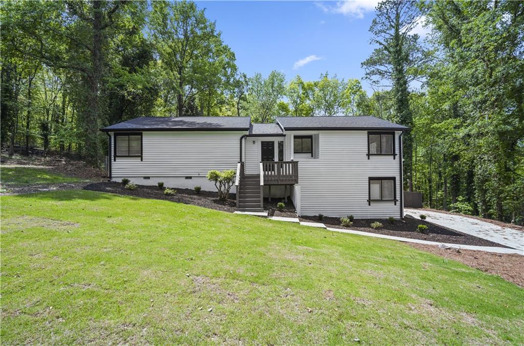 1819 Laurel Ridge Drive SW