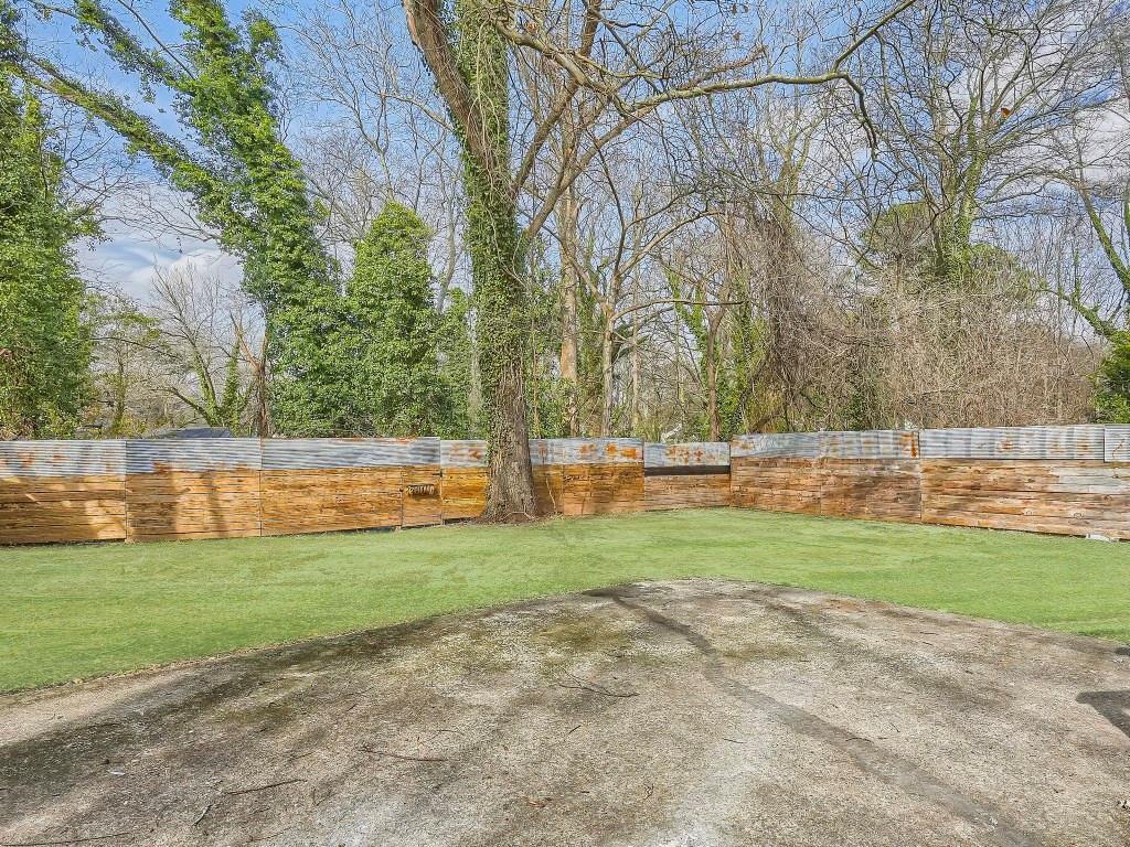 1385 Campbellton Road SW