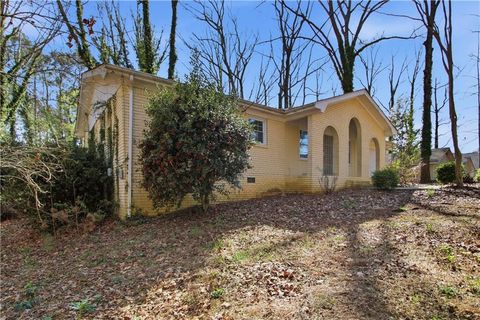 Homes For Sale - 595 Sheppard Road<br/> Stone Mountain, GA 30083