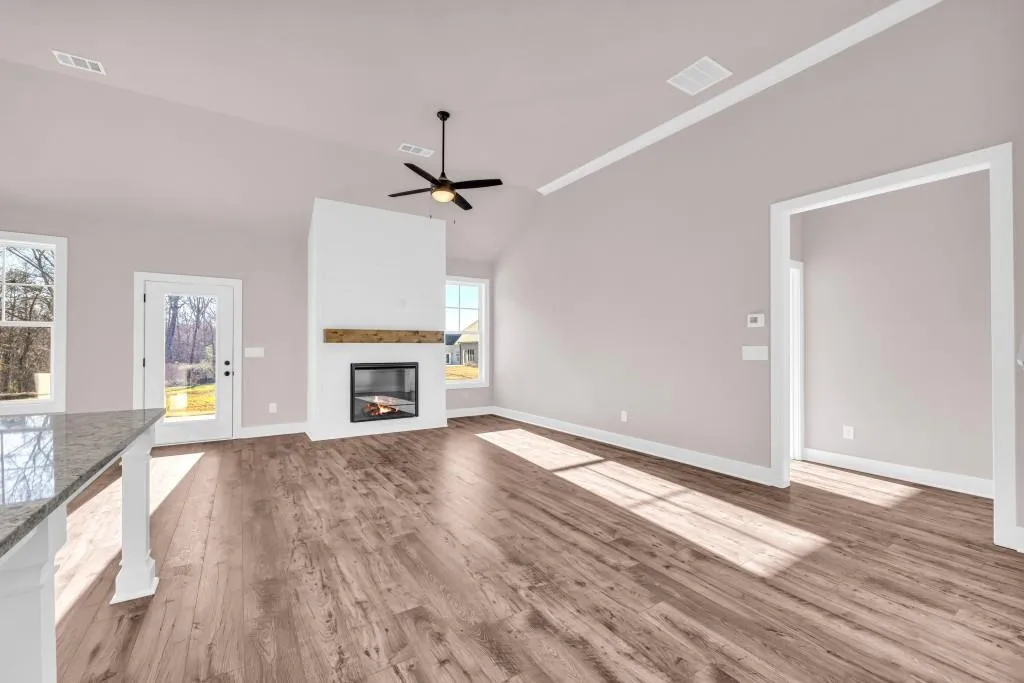 Hartwell, Georgia 30643, United States, 3 Bedrooms Bedrooms, ,3 BathroomsBathrooms,Residential,Active,37358