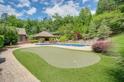 A home in Murrayville