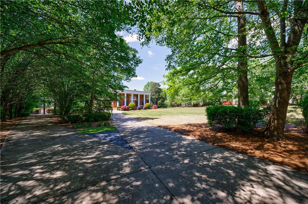 12250 Broadwell Road